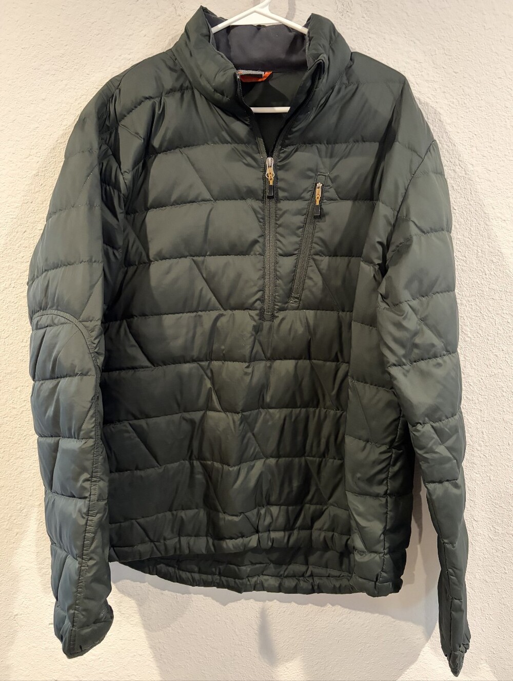 Nike ACG Mens Classic Cozy Olive Green Down Filled 1/4 Zip Puffer Jacket Size L